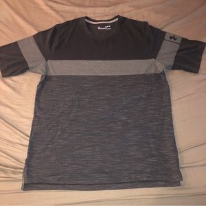 Under Armor 3 Grey Casual Fitted Athletic Short Sleeve T-Shirt Size XL